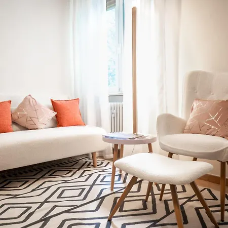 Luminoso Art Gallery Apartment *